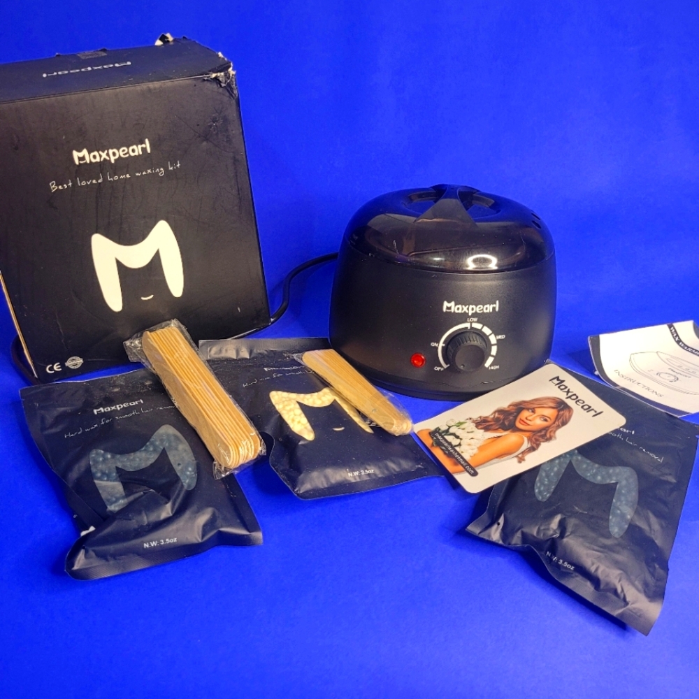 Maxpearl Waxing Kit with Warmer - Black